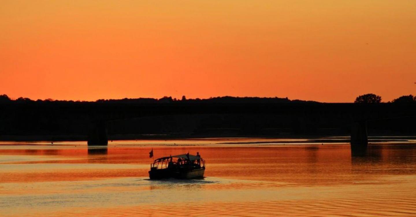 Croisières saumur loire coucher de soleil