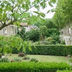 Jardins au bord des douves