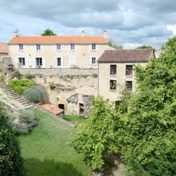 Village de Louresse-Rochemenier