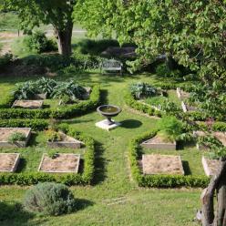 Les Toiles de La Tortillère jardin