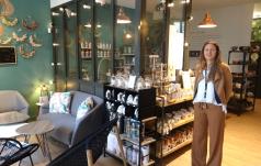 Le colibri fait son nid