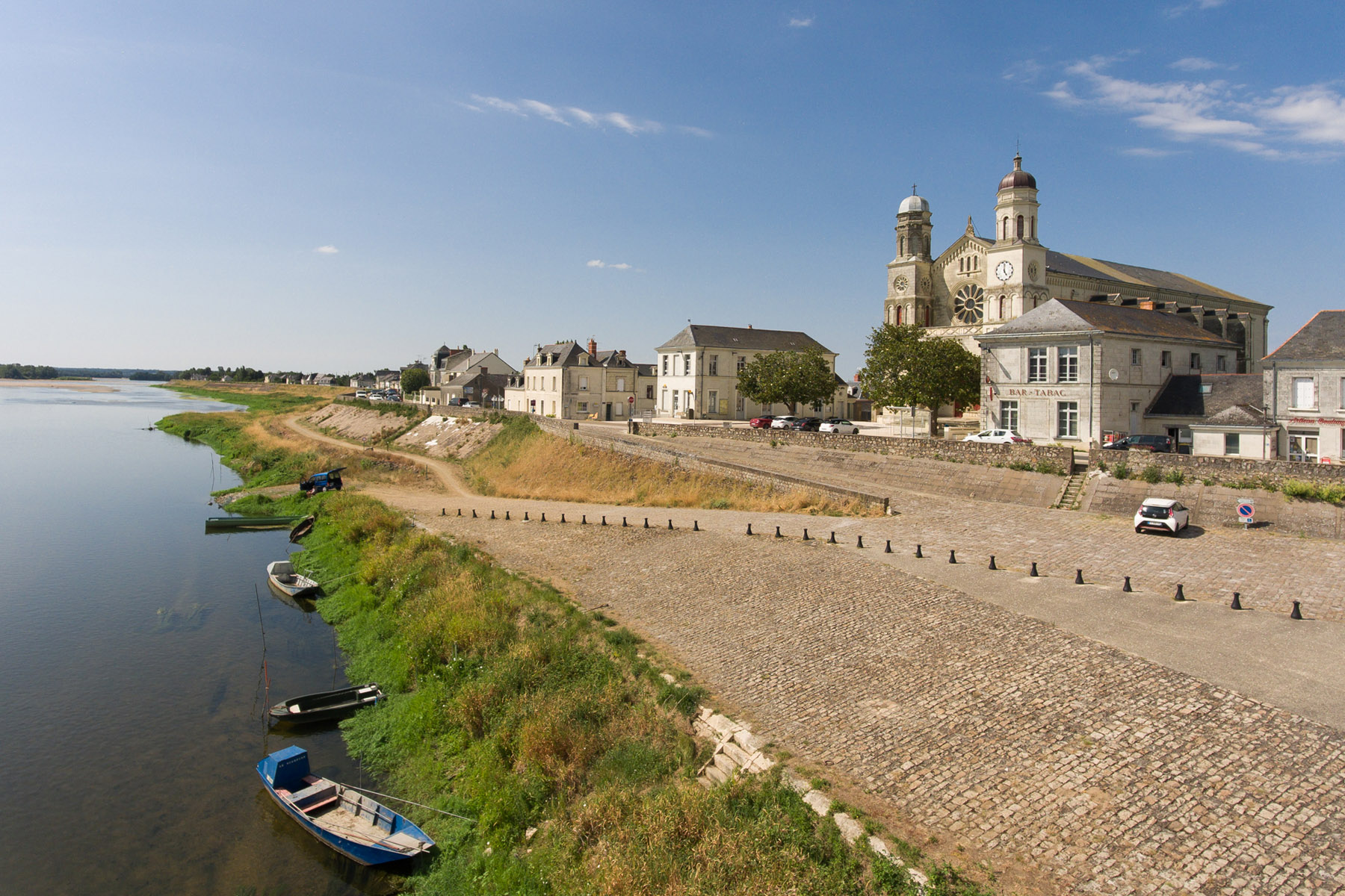 Bourg de Saint-Clément-des-Levées©Nicolas Van Ingen