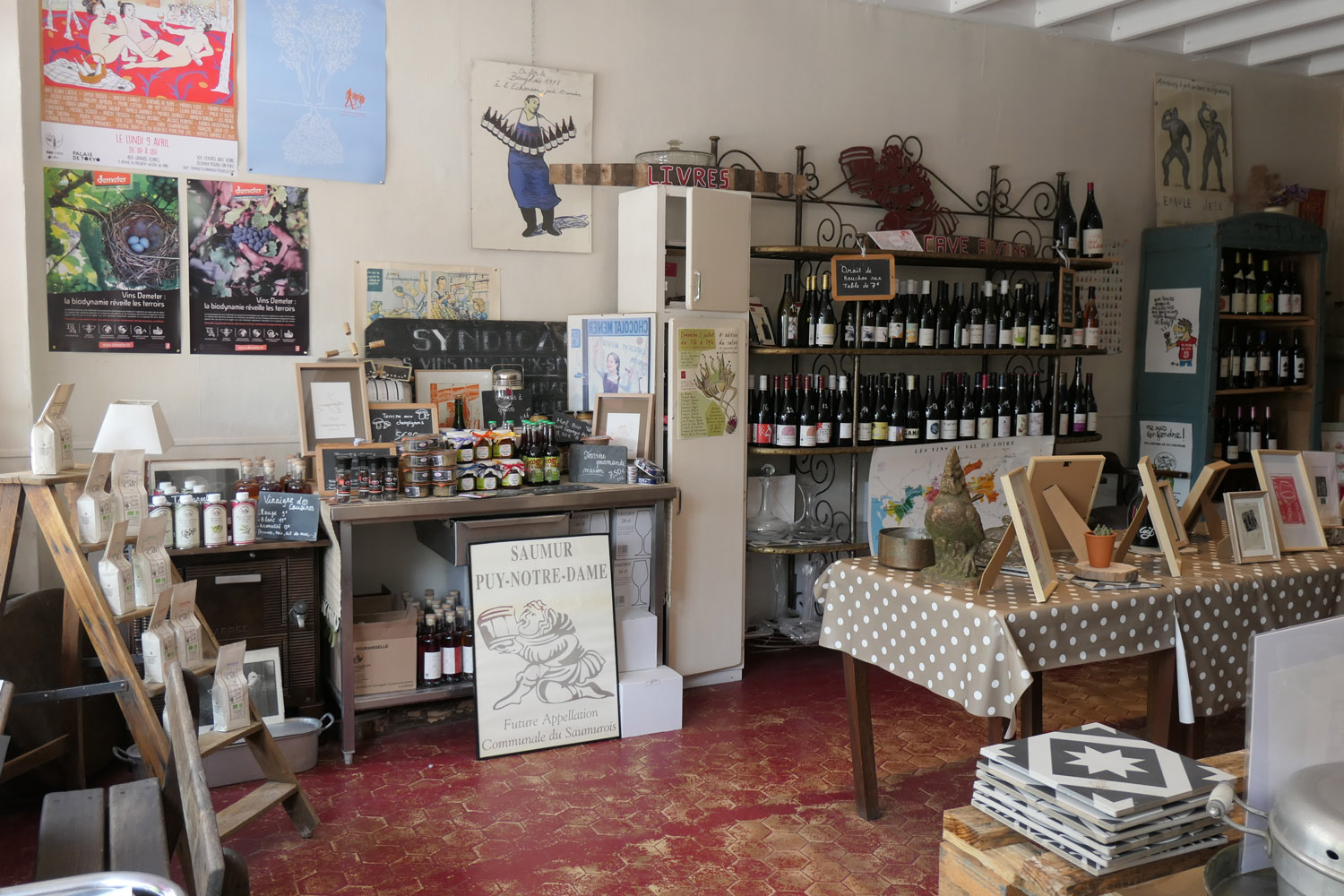 Boutique-épicerie du Puy à vins